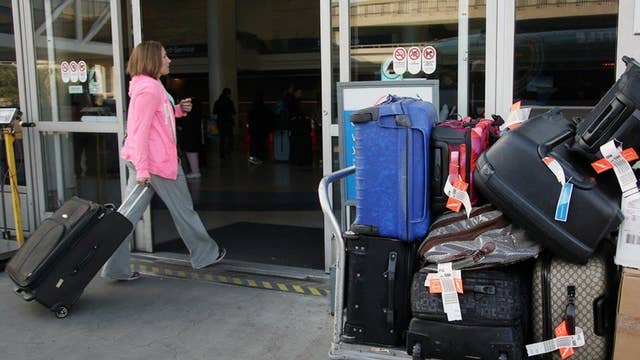 What are the baggage fees for United Airlines?