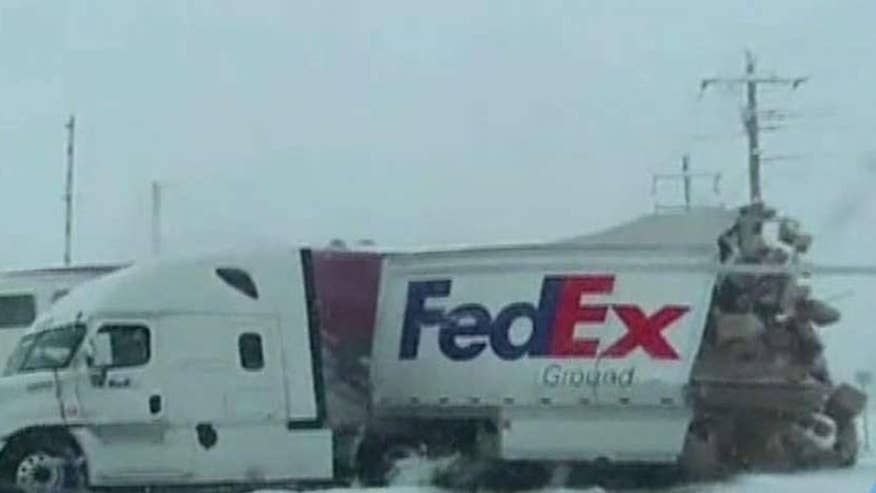 Train Smashes Through FedEx Truck On Video | Fox News