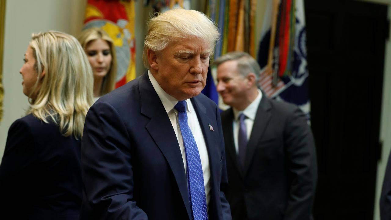 Trump orders new task force push to eliminate red tape