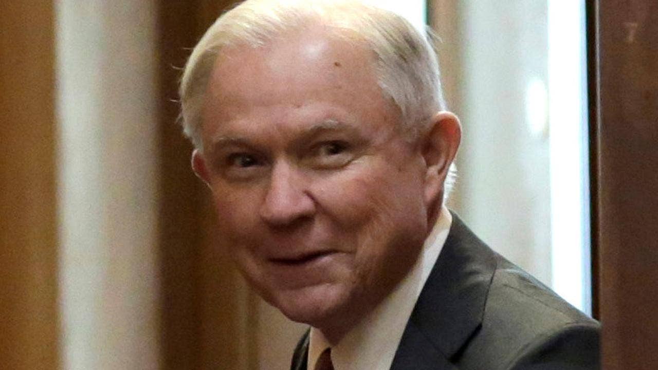 Sessions gets boost from Senate allies &ndash; and Dem&rsquo;s Twitter flub &ndash; amid Russia uproar