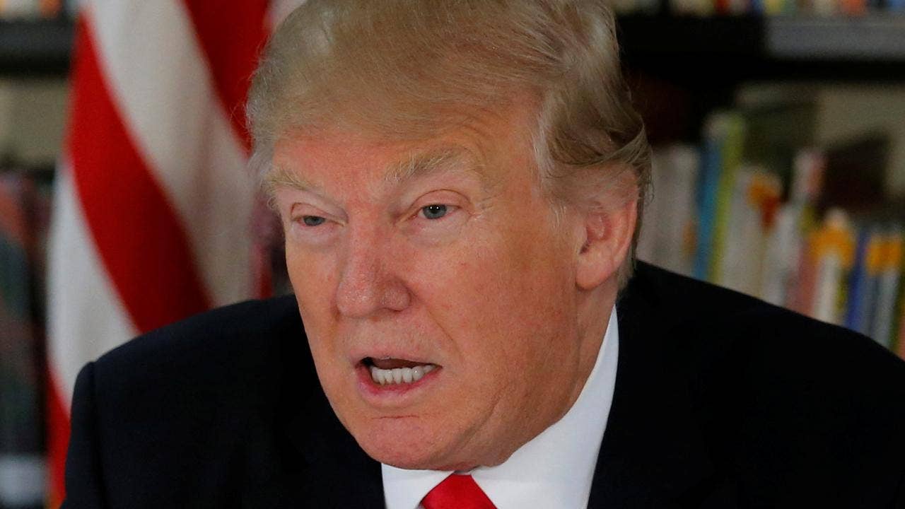 Report surfaces of Trump reception that included Kislyak