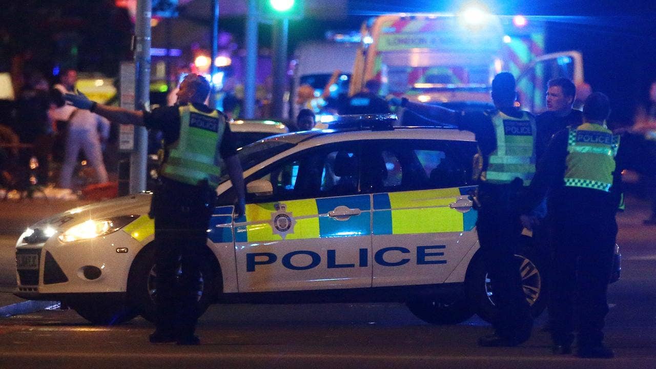 London attacks: 6 civilians killed, 3 attackers dead in hit-and-run, stabbings, police say