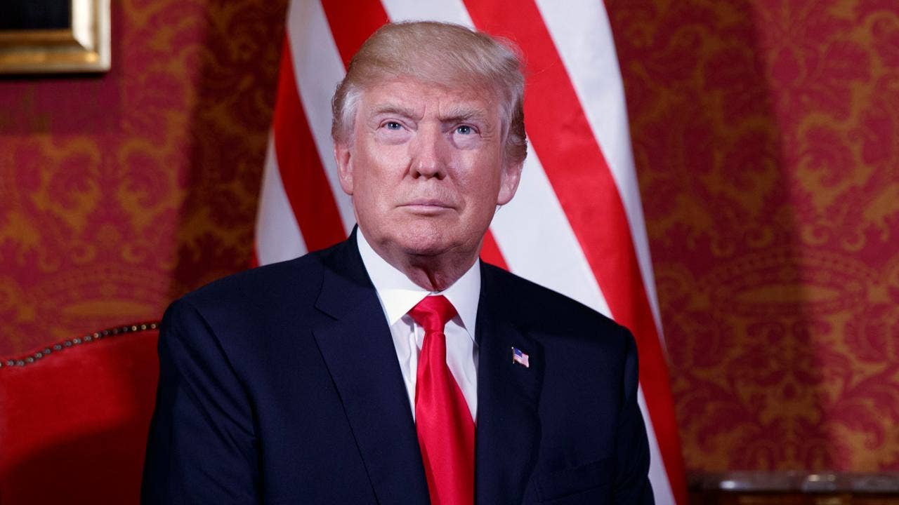 Two President Trumps in Poland - will the @realDonaldTrump please stand up?