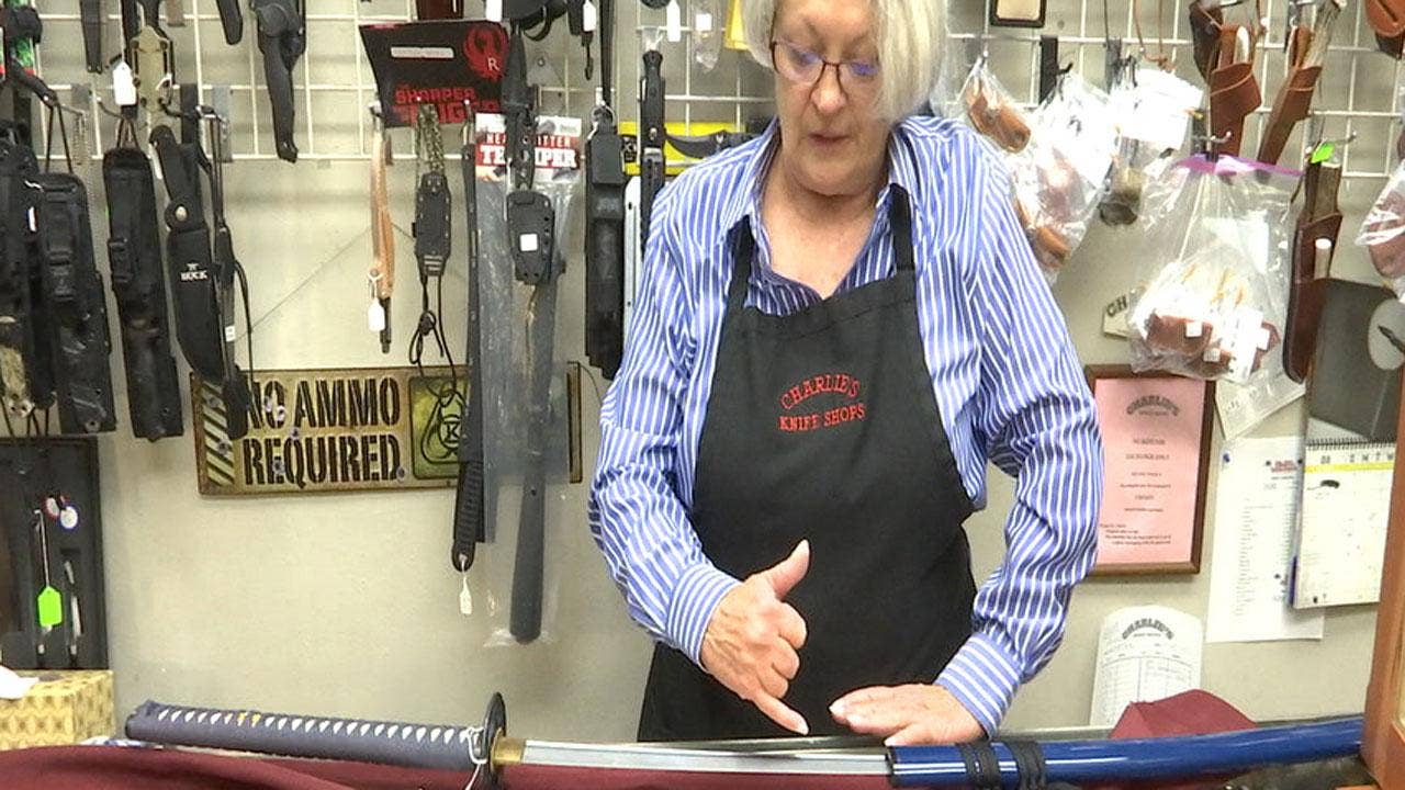 SWORDS IN THE STREETS Texas about to legalize open-carry of long blades