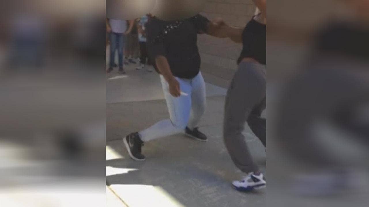 Las Vegas school fight turns into violent stabbing attack, disturbing video shows