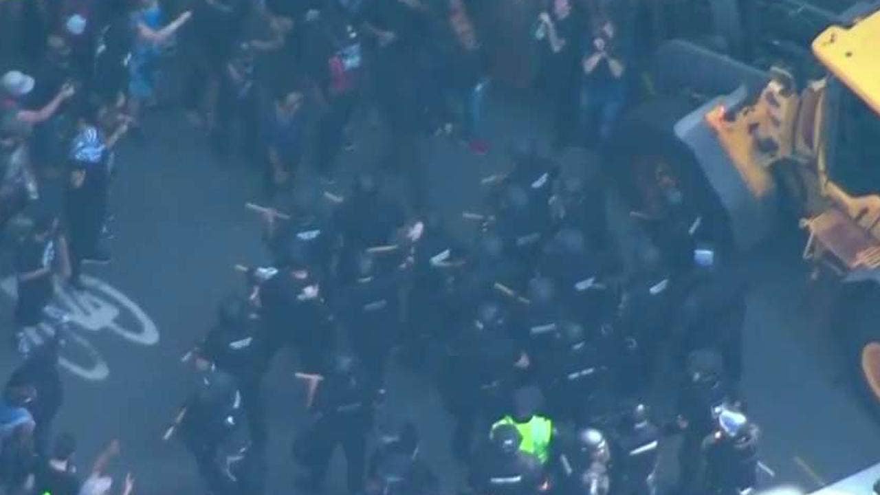 Trump slams Boston demonstrators as 'anti-police agitators'