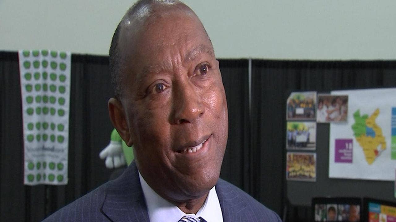 Houston mayor threatens tax hike for hurricane cleanup if state doesn't cough up funds