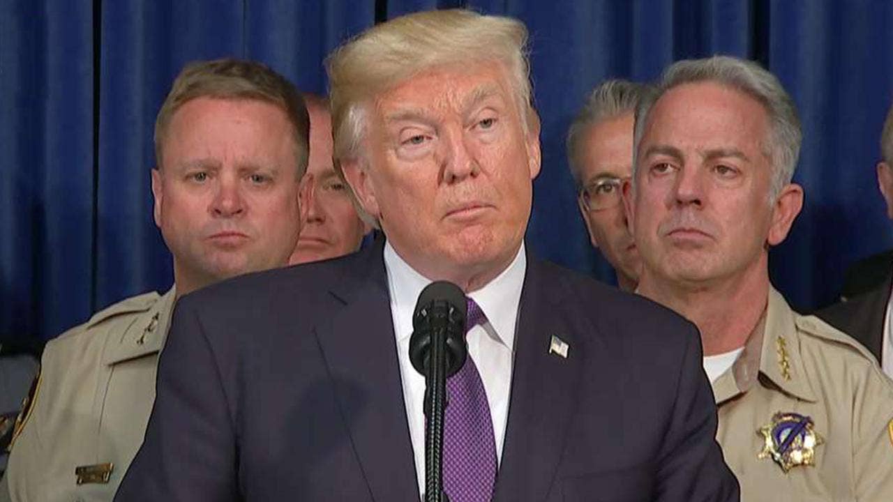 Trump praises &lsquo;bravery&rsquo; of first responders in Las Vegas, consoles shooting survivors
