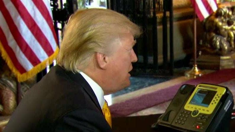 Trump visits Coast Guard station in Florida, touts own accomplishments in Thanksgiving tweets