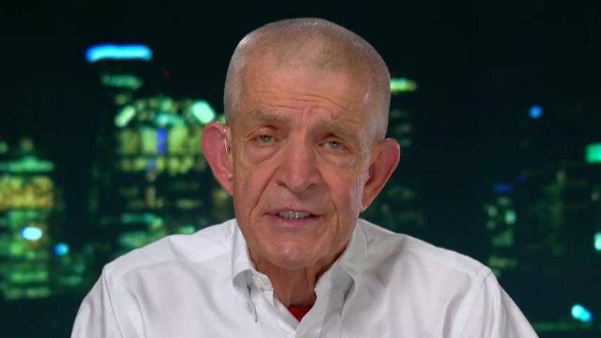 This Thanksgiving, Houston's Hurricane Harvey hero, Mattress Mack, to feed thousands