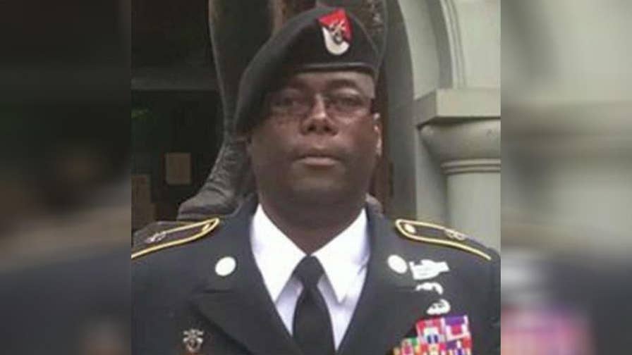 Military documents dispute Papotia Reginald Wright's claim that he was a 25-year Special Forces Green Beret with a Purple Heart.