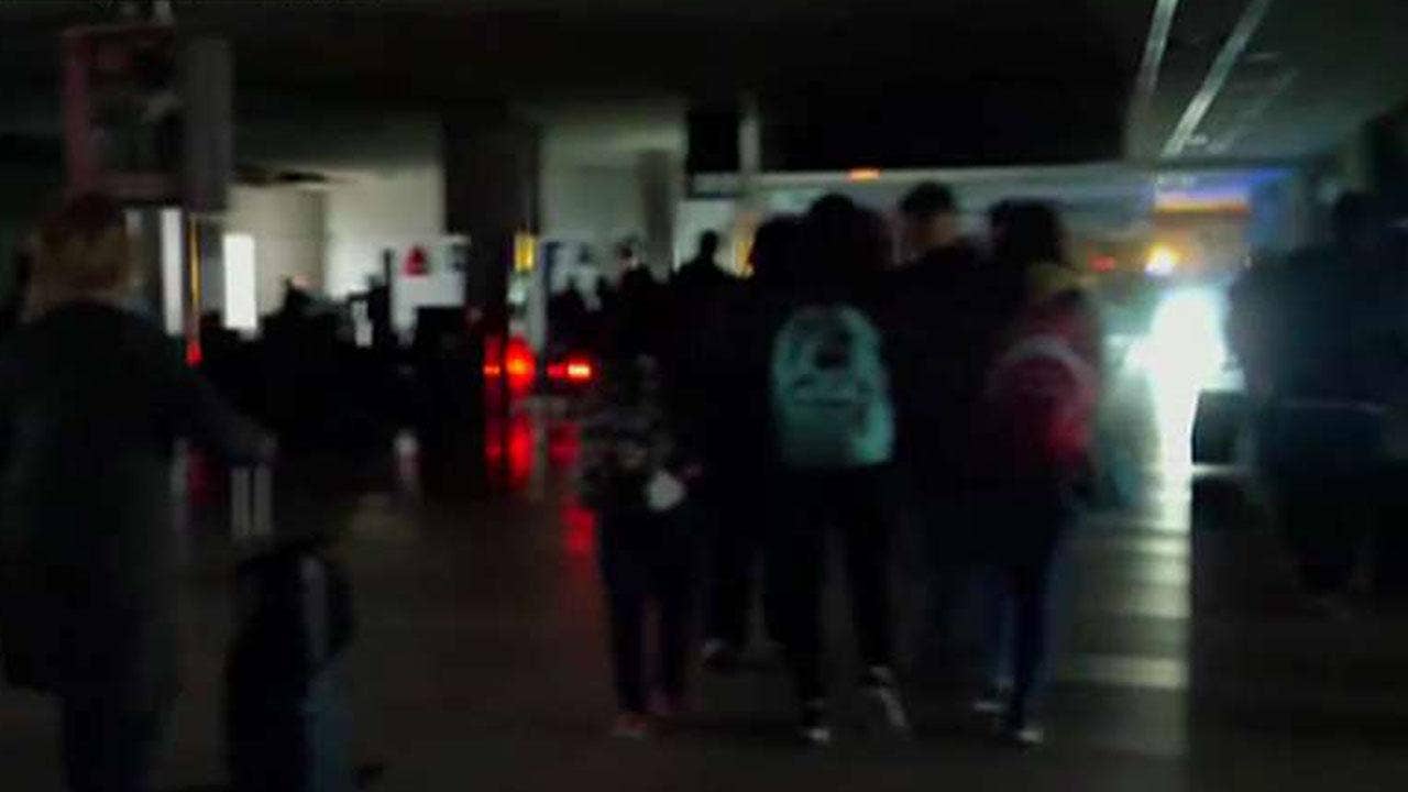 Power restored at Atlanta airport after outage snarled air traffic
