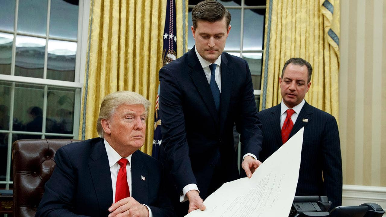 Gowdy says House panel probing Rob Porter's security clearance