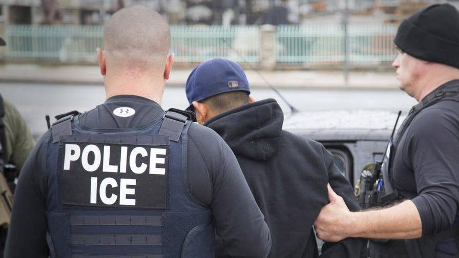 New case quotas imposed on federal immigration judges as caravan of immigrants makes its way to the United States border; Ed Henry reports.