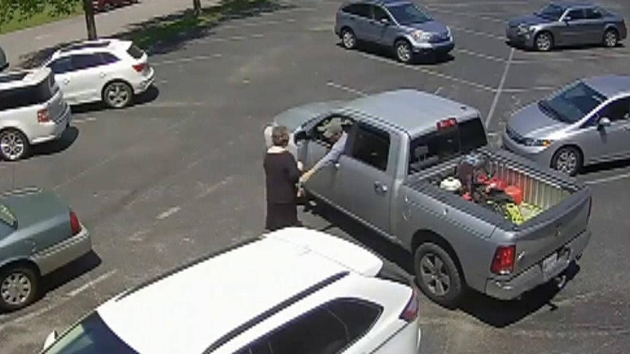 Tennessee woman, 70, mugged after leaving Bible study, surveillance video shows