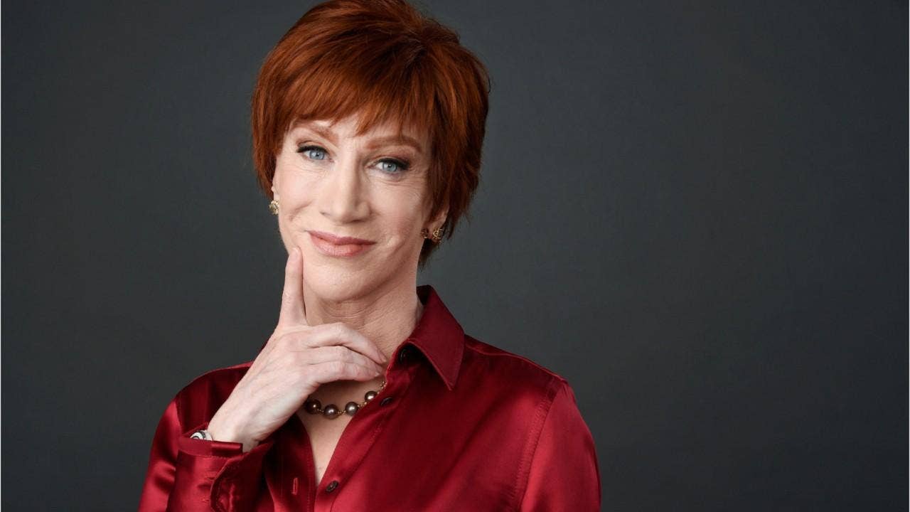 Kathy Griffin calls out Kevin Hart for not attacking Trump