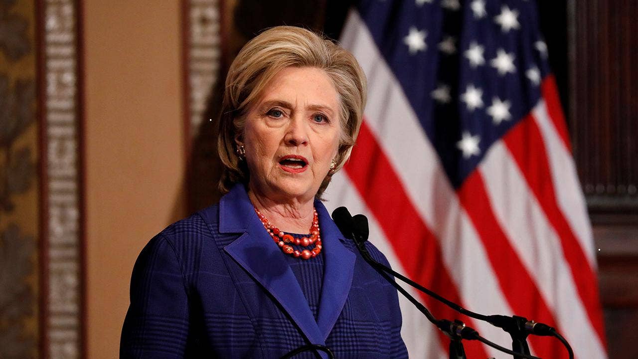 Hillary Clinton to get Harvard medal for 'transformative impact on society'