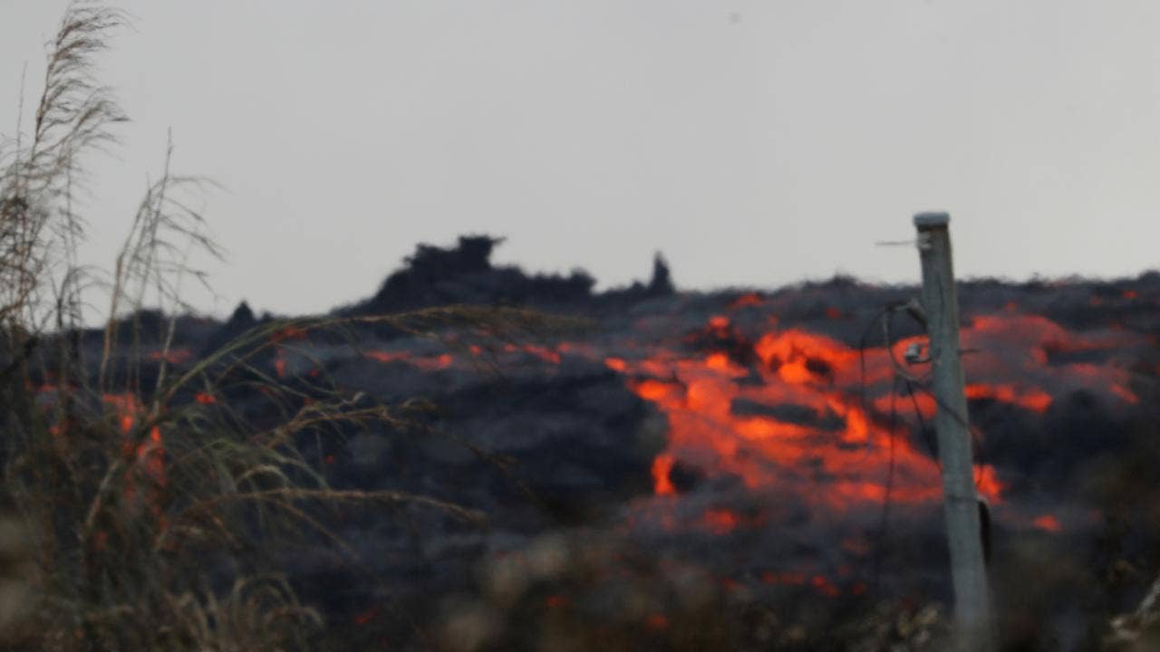 Hawaii volcano alleged 'lookie-loos' cited for 'loitering,' authorities say