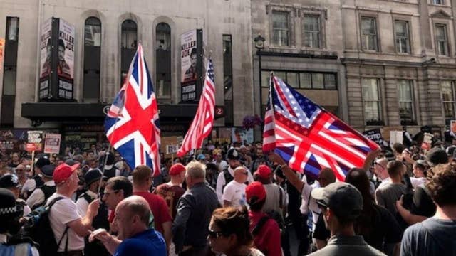 Clashes Break Out At Anti Trump Protests In London Latest News Videos