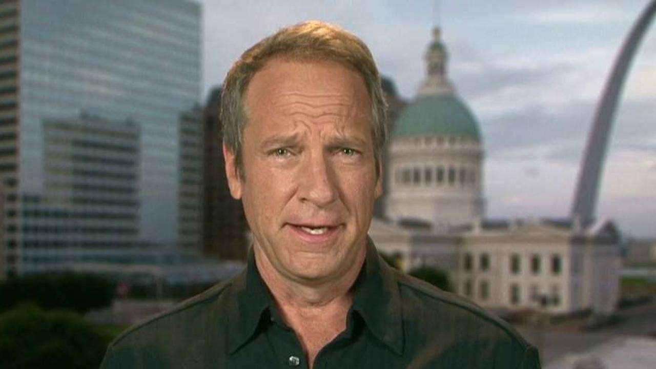Mike Rowe says he has 'aligned' with the White House