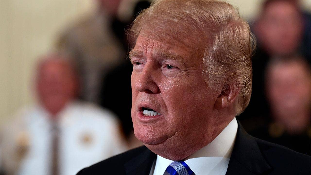 Trump signs executive order to impose sanctions against any election interference