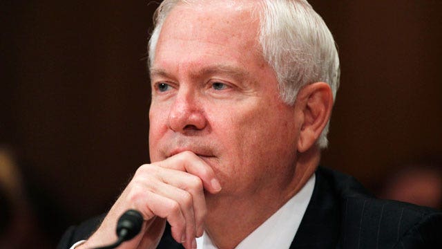 Former Defense Secretary Gates slams Obama, Clinton