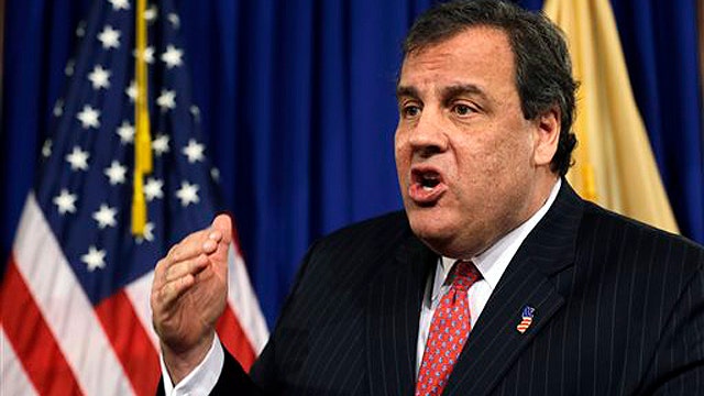Why Christie faces political fallout over bridge scandal