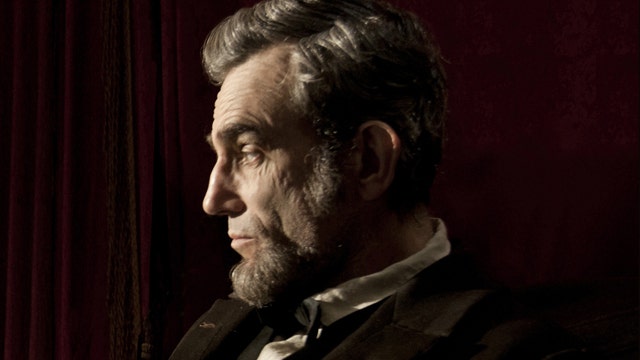 'Lincoln' leads Oscar pack with 12 nominations