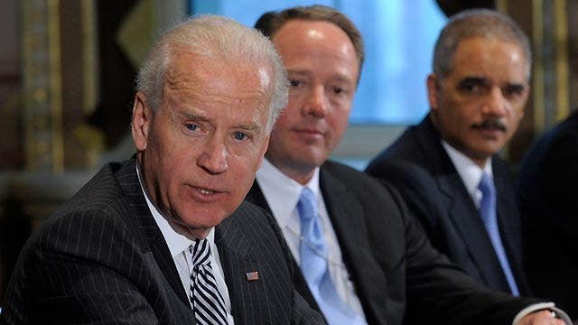 Vice President Biden meets with video game makers