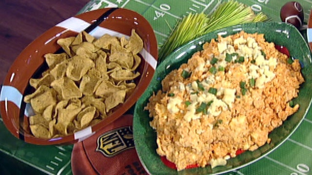 Delicious dips to make for your Super Bowl party