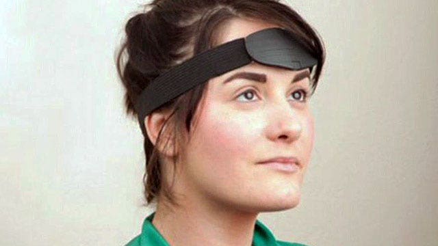 High-tech headband helps you control your dreams