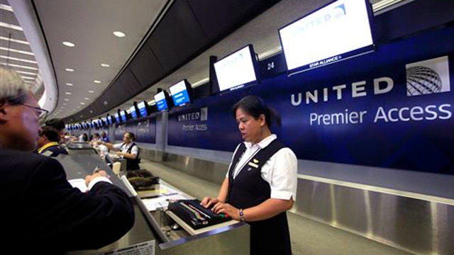 Airlines giving travelers hit by winter blast a break