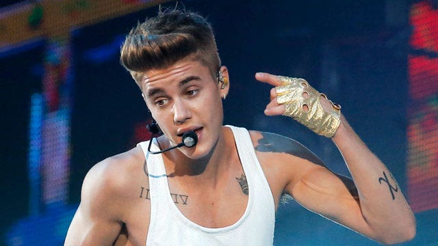 Justin Bieber arrested for DUI, drag racing