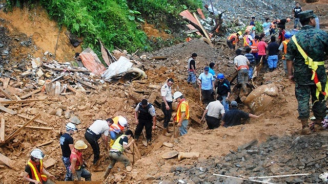 Around the World: Torrential rains trigger deadly landslide