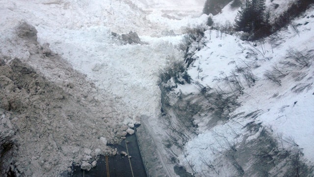 Avalanche danger keeps roads closed to city in Alaska