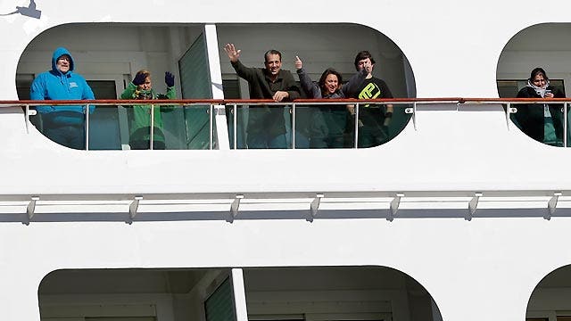 Cruise passengers return home after illness sidelines ship