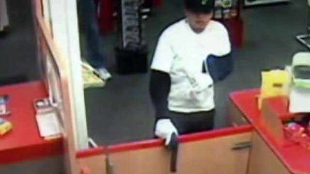 Brazen serial robber sought in Arizona