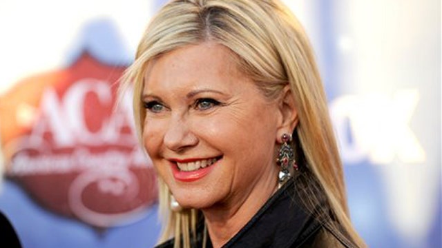 Hollywood Nation: Olivia Newton-John hits Sin City