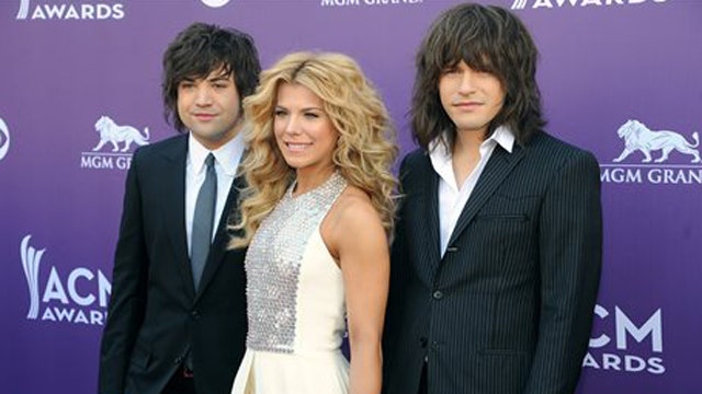The Band Perry Reaches Out to Kentucky Family