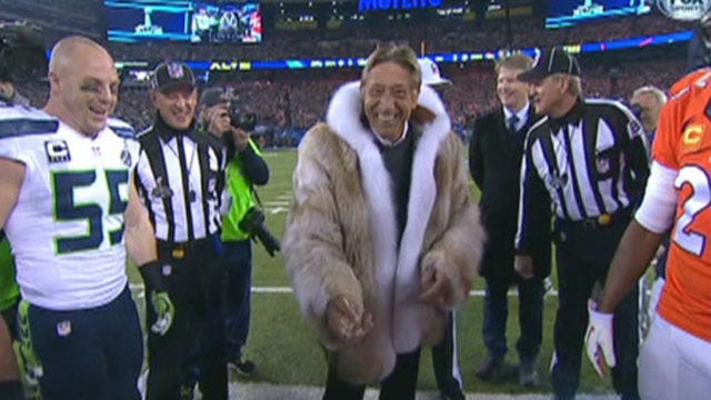 Joe Namath blames referees for botched coin toss