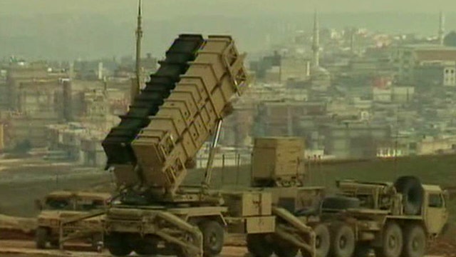 US missiles begin to protect Turkey from Syria