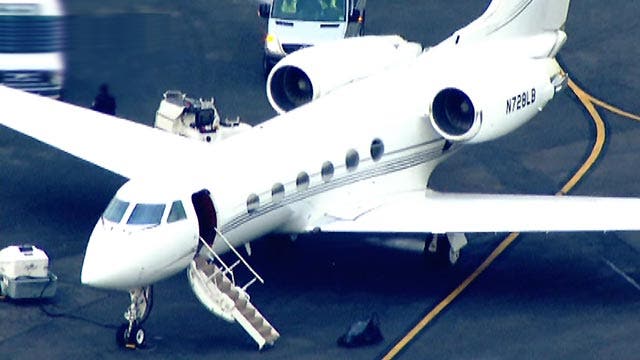 Report: Pilots on Bieber's jet wore masks to avoid pot smoke