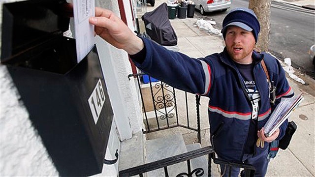 US Postal Service considers offering banking services