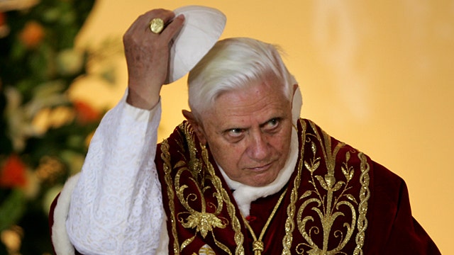 Pope Benedict XVI to resign