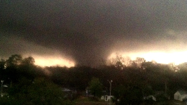 Massive tornado tears through Mississippi