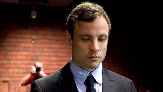 Oscar Pistorius returns to court to face murder charge