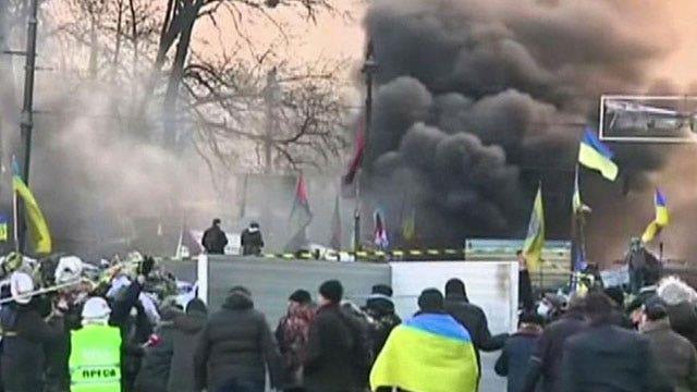 Protesters clash with police in Ukraine capital