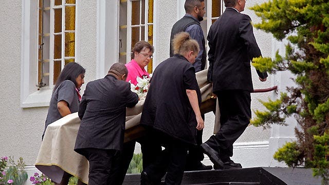Mourners attend funeral of model killed by Oscar Pistorius | Fox News Video