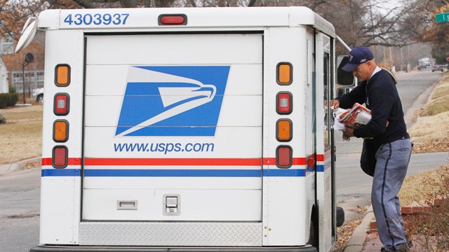 Cash-strapped Postal Service launching clothing line