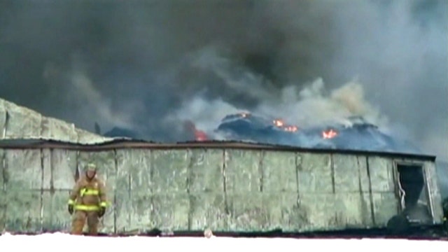 Northern Iowa chemical fire forces entire city to evacuate 